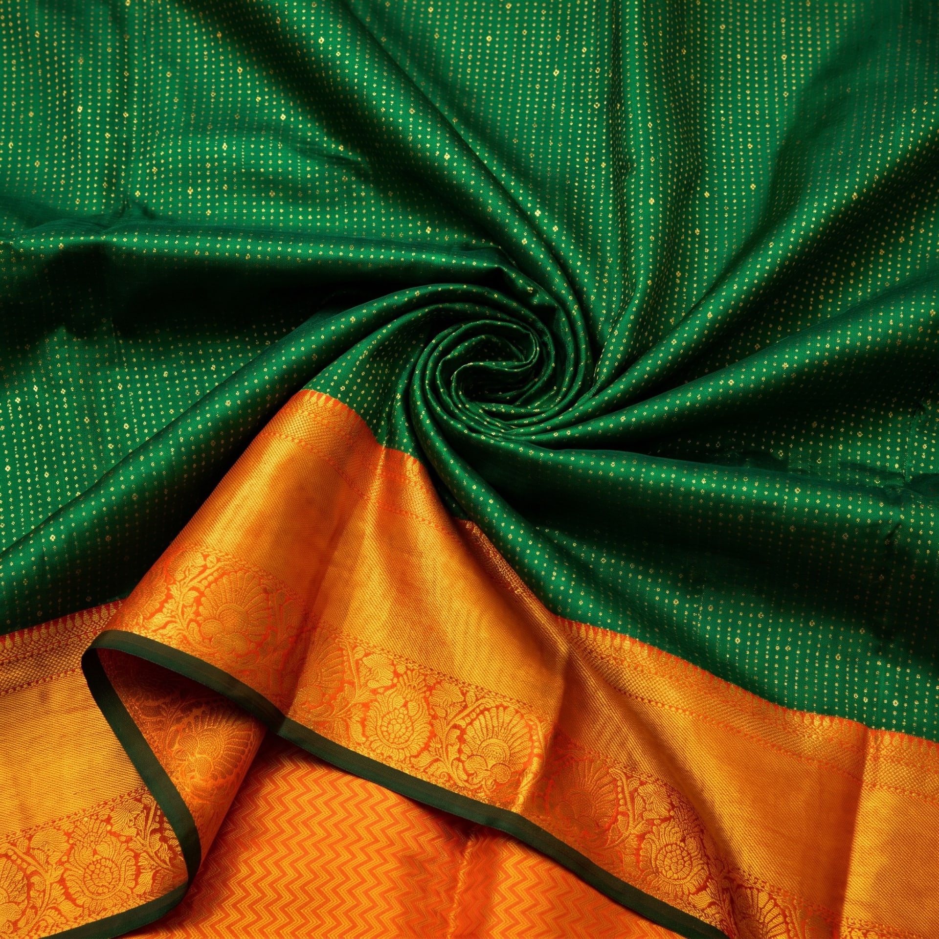 Bottle Green Kanjivaram weave, closely